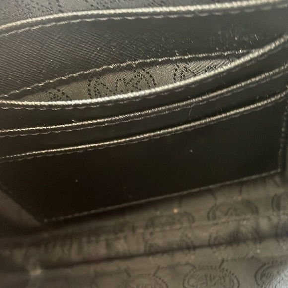 Michael Kors wristlet - Picture 4 of 7